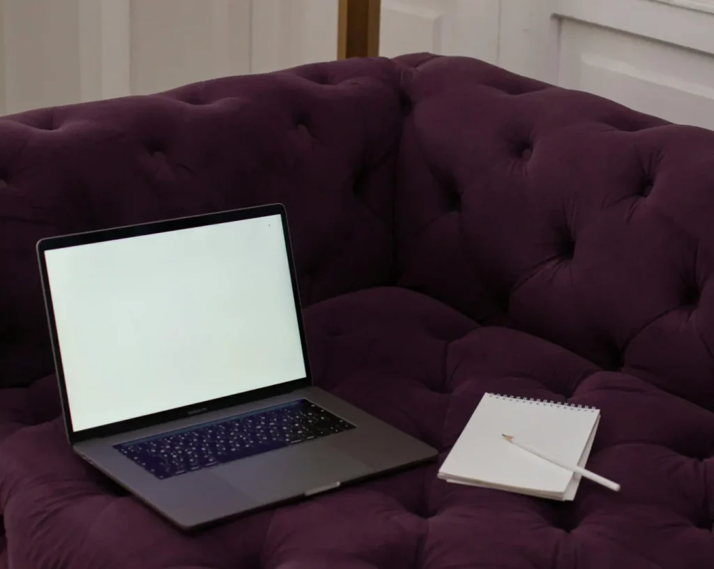 czyszczenie kanapy karcherem w poznaniu